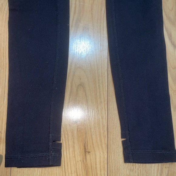 ALO Yoga ‘Coast’ Leggings - XS Black - Picture 6 of 15